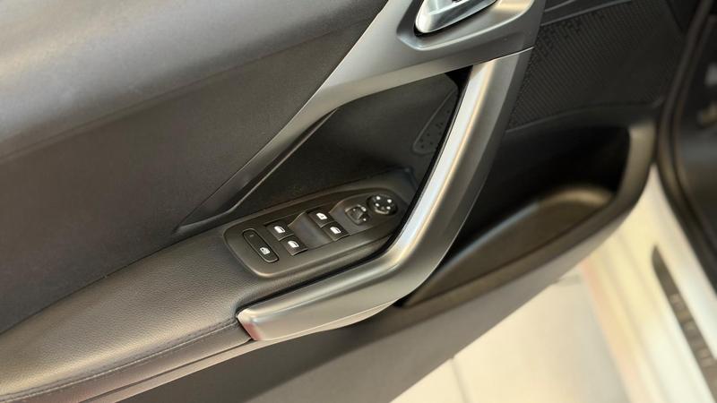 Peugeot 208 Griffe 1.6 Flex 16V 5P Automático - foto 20