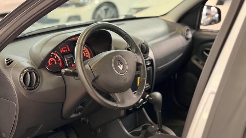 Renault Sandero Privilege Hi Flex 1.6 16V 5P Automático - foto 11