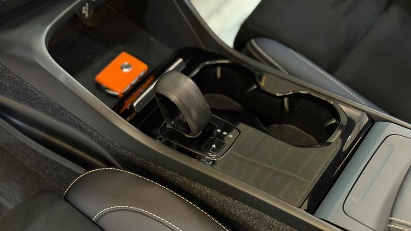 Volvo XC40 Pure (elétrico) - foto 17