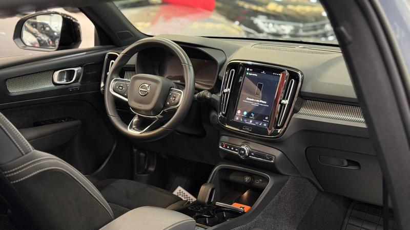 Volvo XC40 Pure (elétrico) - foto 14