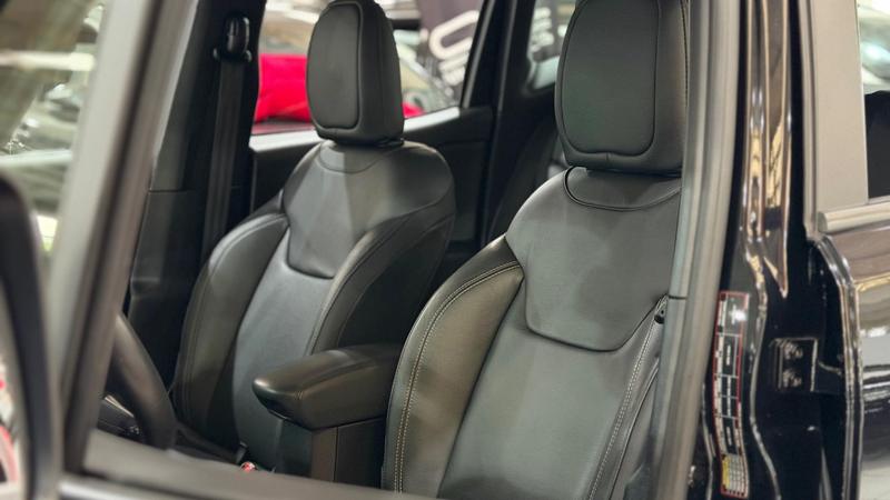 Jeep Renegade 1.8 16V Flex Limited 4P Automático - foto 16