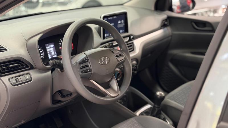 Hyundai HB20S Comfort Plus 1.0 12V Flex Mec - foto 11
