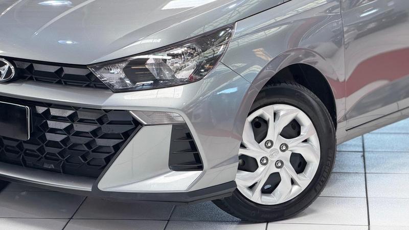 Hyundai HB20S Comfort Plus 1.0 12V Flex Mec - foto 2