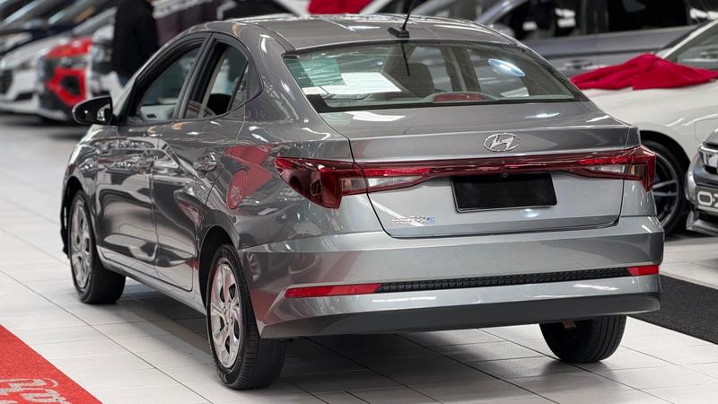 Hyundai HB20S Comfort Plus 1.0 12V Flex Mec - foto 8