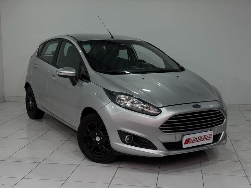 Ford Fiesta 16sel - foto 8
