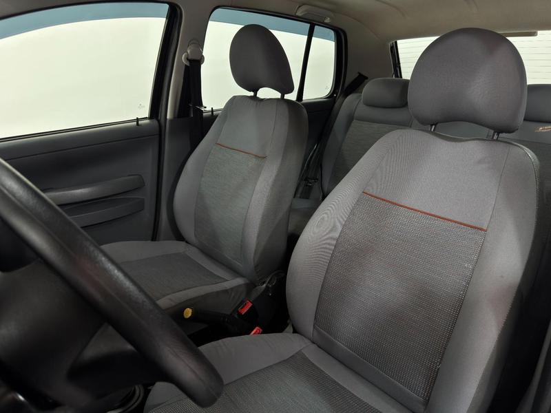 Volkswagen Fox 1.6 Mi Plus 8V Flex 4P Manual - foto 12