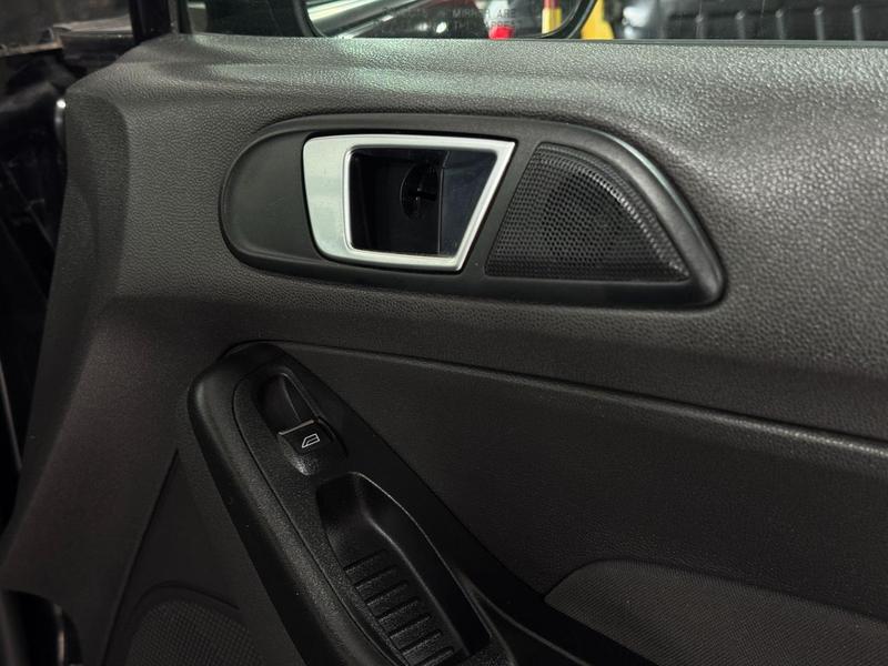 Ford Fiesta Ha 16l Se A - foto 15