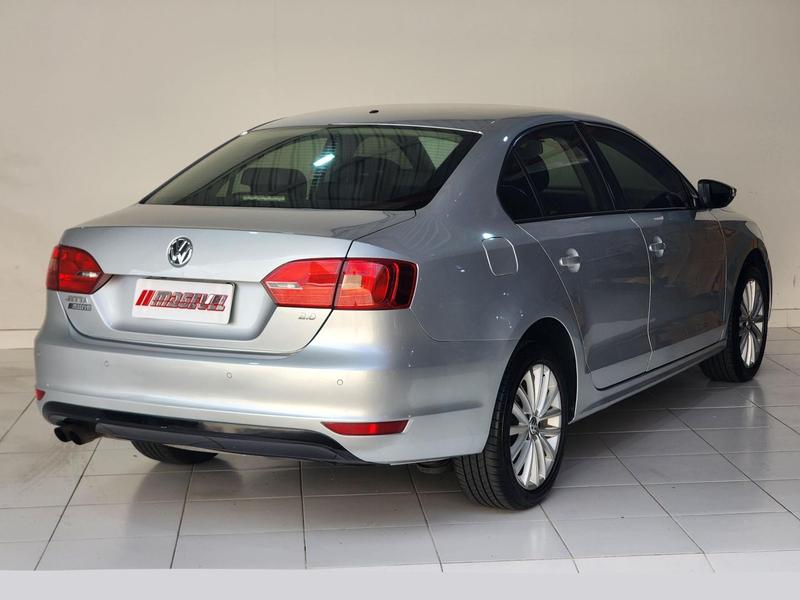 Volkswagen Jetta 2.0 - foto 4