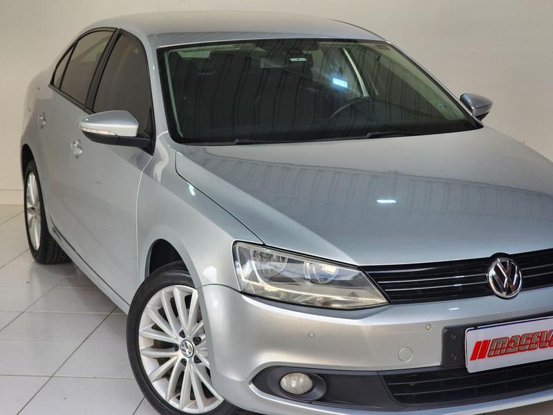Volkswagen Jetta 2.0 - foto 7