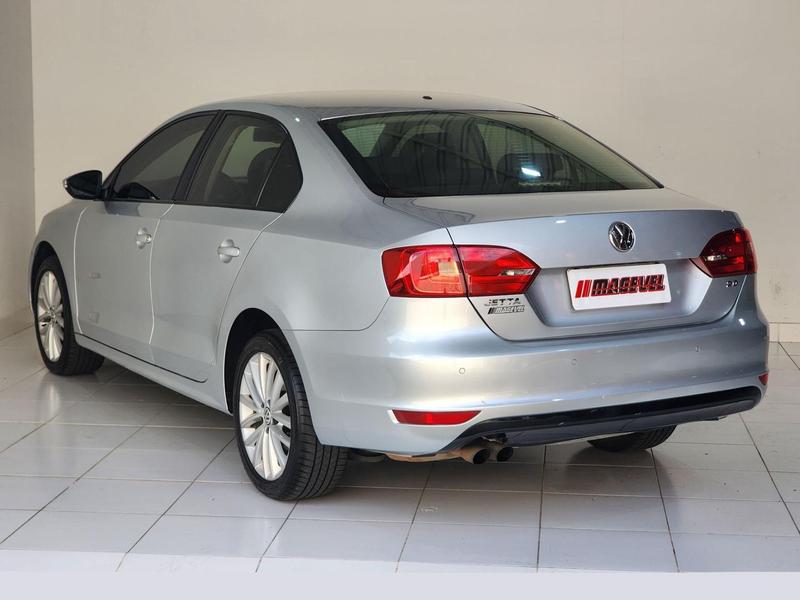 Volkswagen Jetta 2.0 - foto 8