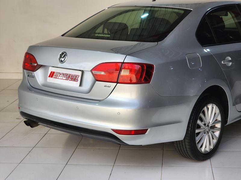 Volkswagen Jetta 2.0 - foto 5