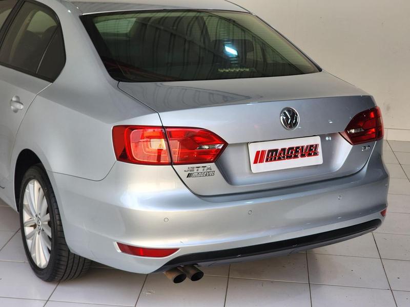 Volkswagen Jetta 2.0 - foto 9