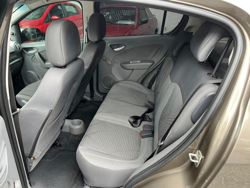 Fiat Palio Attract 1.0 - foto 12