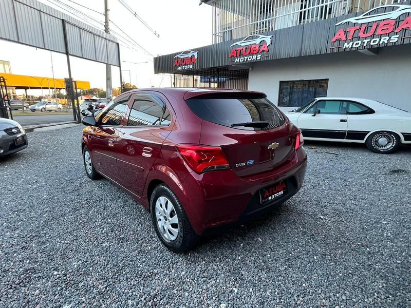 Chevrolet Onix 10mt LT - foto 4