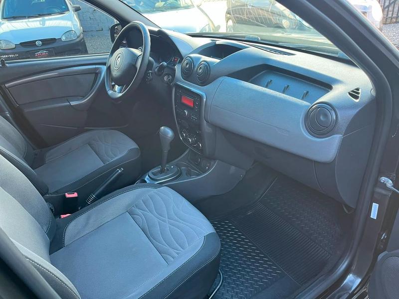 Renault Duster 2.0 D 4x2a - foto 6