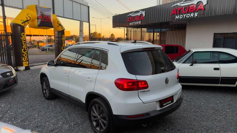 Volkswagen Tiguan 2.0 TSI - foto 6