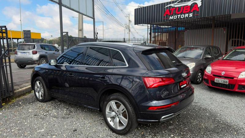 Audi Q5 2.0 TFSI - foto 5