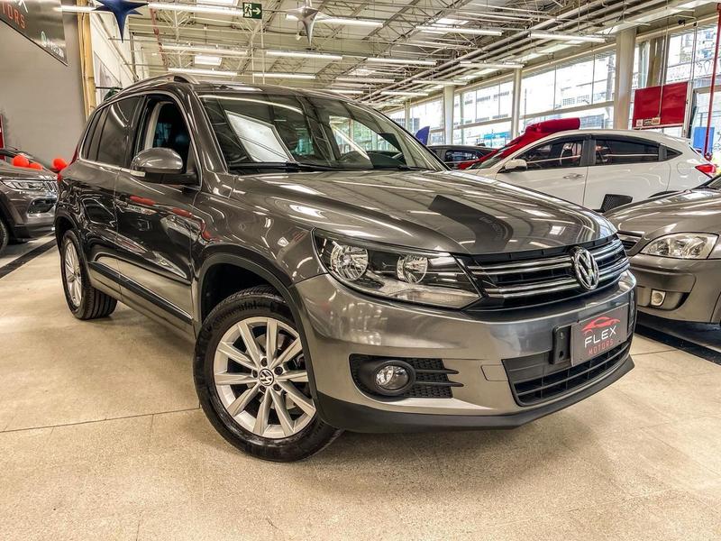 Volkswagen Tiguan 2.0 TSI - foto 3