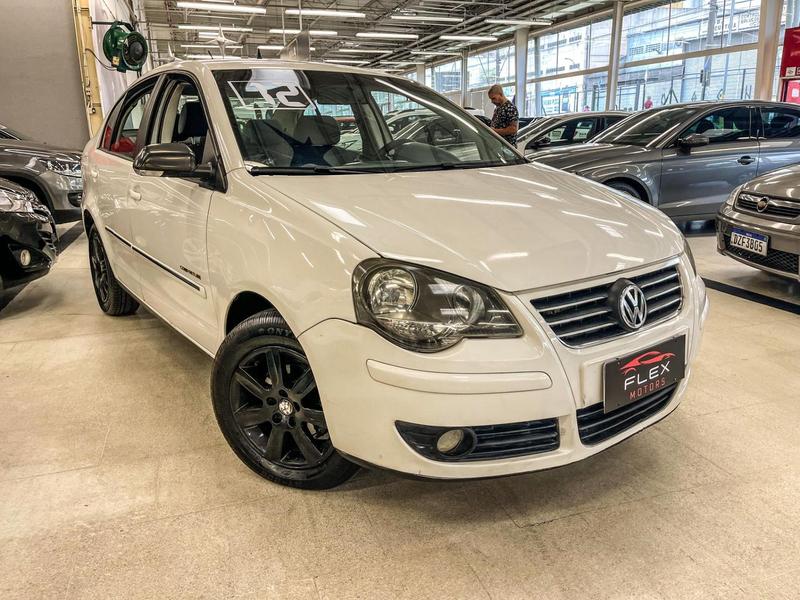 Volkswagen Polo Sedan 1.6 8V Comfortline 4P - foto 3