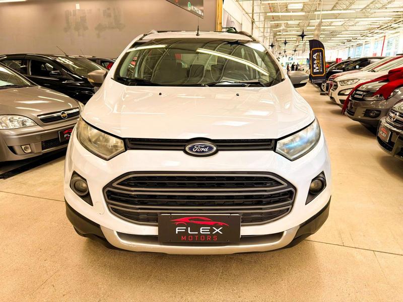 Ford EcoSport Freestyle 1.6 Flex Mec - foto 2