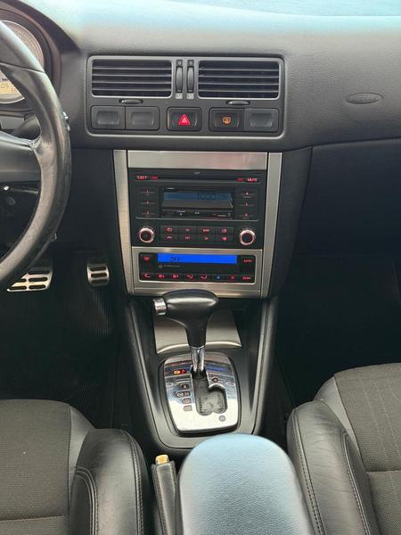 Volkswagen Golf 2.0 Sportline - foto 7