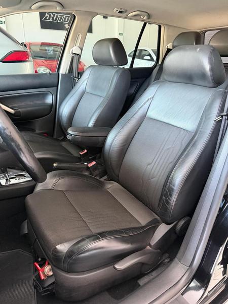 Volkswagen Golf 2.0 Sportline - foto 10