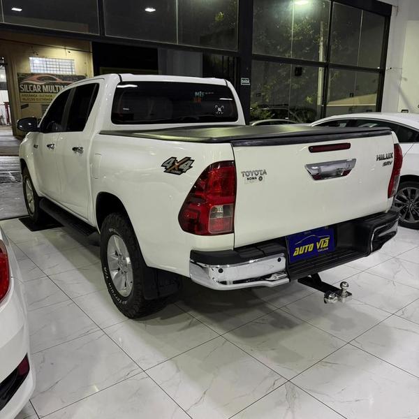 Toyota Hilux Cd 4X4 2.8 Diesel Mec. - foto 14