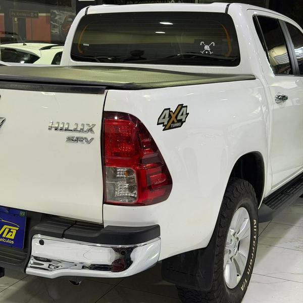 Toyota Hilux Cd 4X4 2.8 Diesel Mec. - foto 17