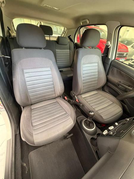 Volkswagen Gol City (trend) 1.6 Mi T.flex 8V 4P - foto 8