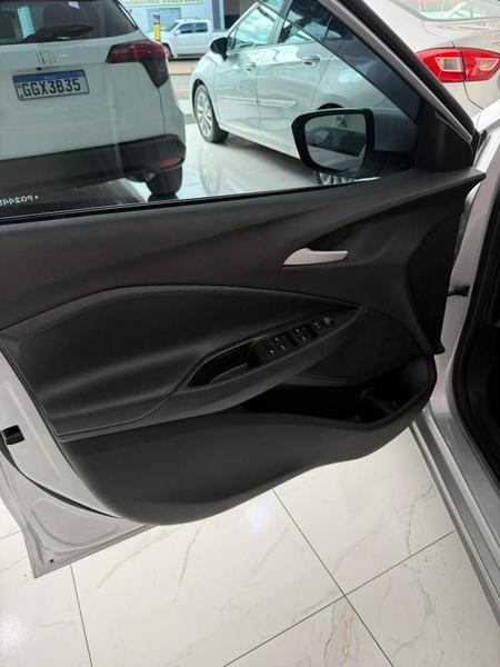Chevrolet Onix Plus 10mt - foto 10