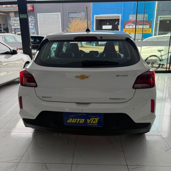 Chevrolet Onix 10tat - foto 17