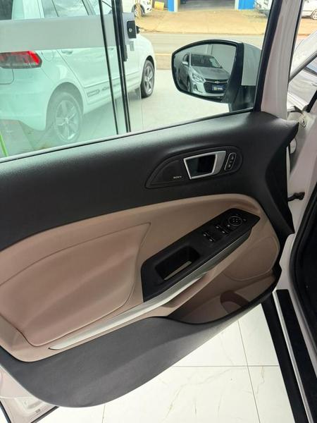 Ford EcoSport Titnat 2.0 - foto 11