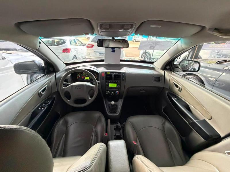 Hyundai Tucson Gl 20l - foto 4