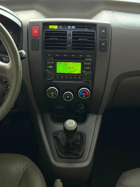 Hyundai Tucson Gl 20l - foto 7