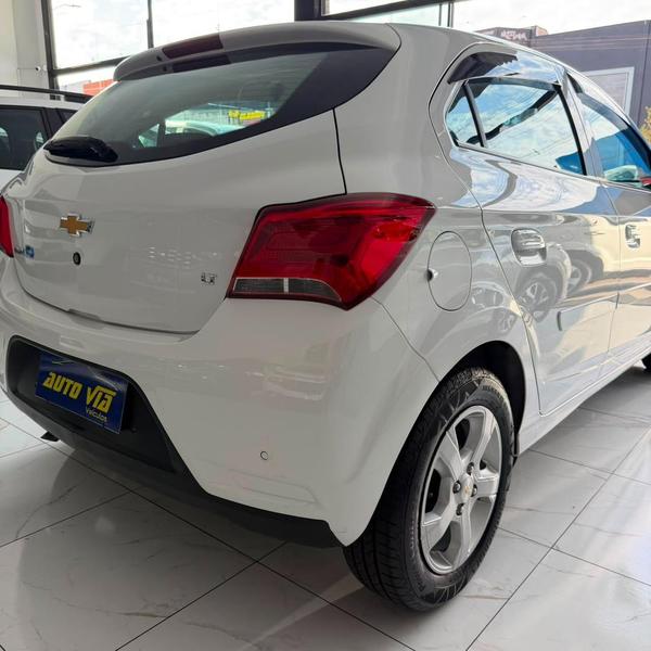 Chevrolet Onix 10mt LT - foto 17