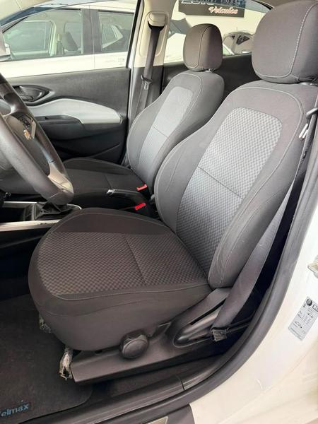 Chevrolet Onix 10mt LT - foto 12