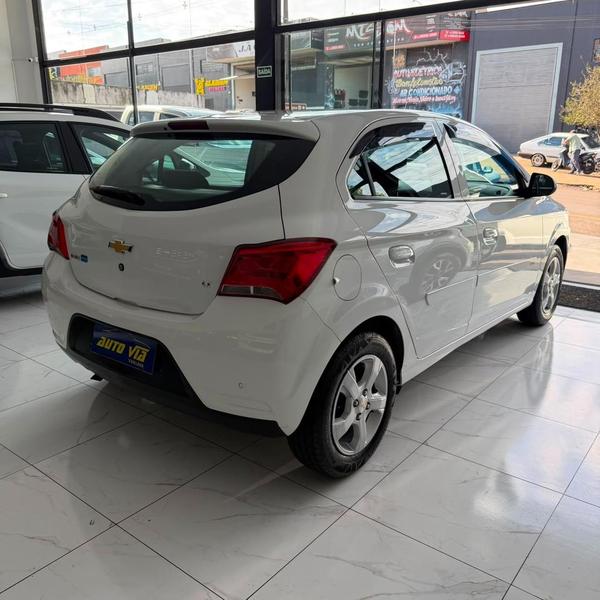 Chevrolet Onix 10mt LT - foto 16