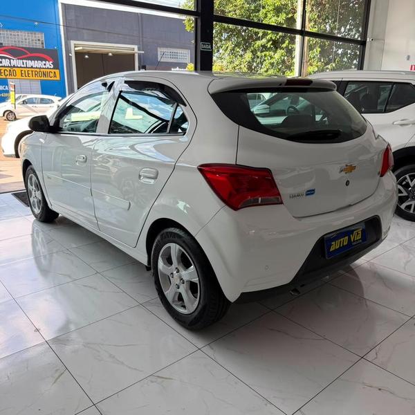 Chevrolet Onix 10mt LT - foto 14