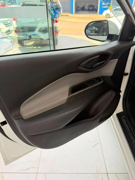 Chevrolet Onix 10mt LT - foto 11