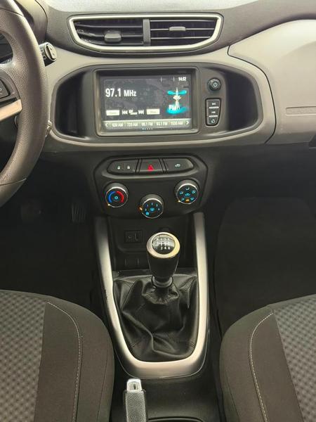 Chevrolet Onix 10mt LT - foto 8