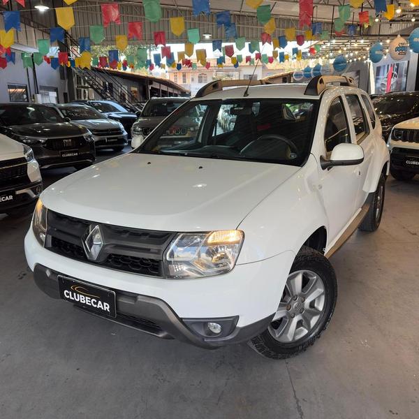 RENAULT DUSTER 16 D CVT