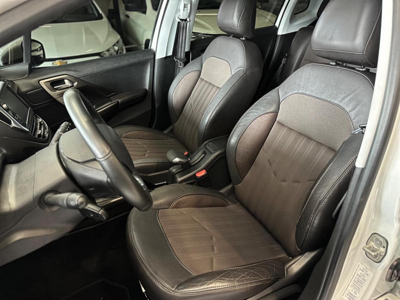 Peugeot 2008 Griffe 1.6 Flex 16V 5P Mec. - foto 17