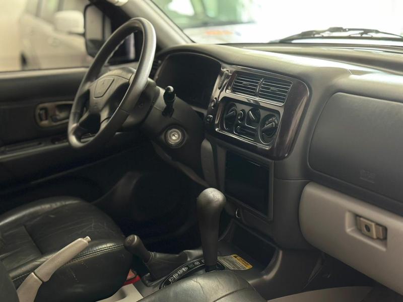 Mitsubishi Pajero Sport 3.0 4X2 V6 Mec. Aut. - foto 11