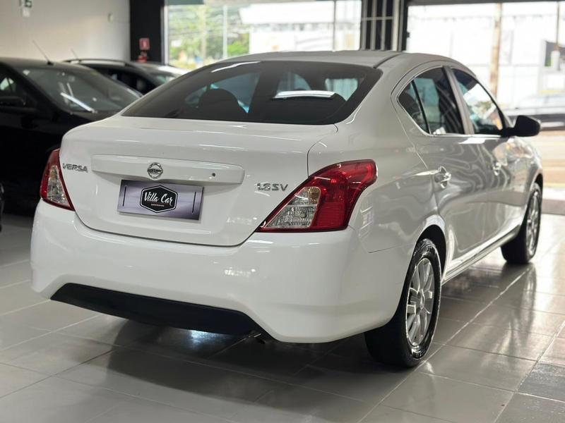 Nissan Versa Sl 1.6 16V Flexstart 4P Aut. - foto 8