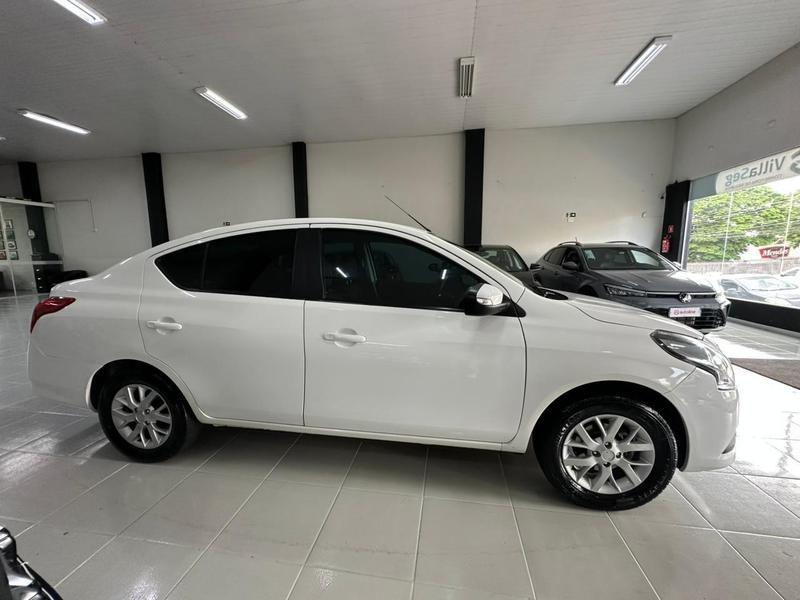 Nissan Versa Sl 1.6 16V Flexstart 4P Aut. - foto 4