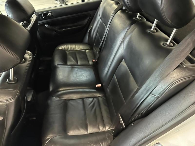 Volkswagen Golf 1.6mi 1.6mi Gener. Black & Silver - foto 12