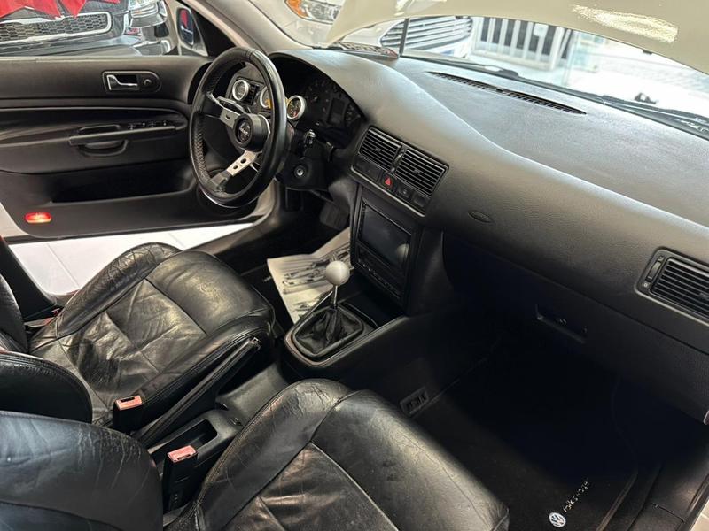 Volkswagen Golf 1.6mi 1.6mi Gener. Black & Silver - foto 16