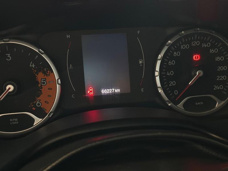 Jeep Renegade Lgt T At - foto 13