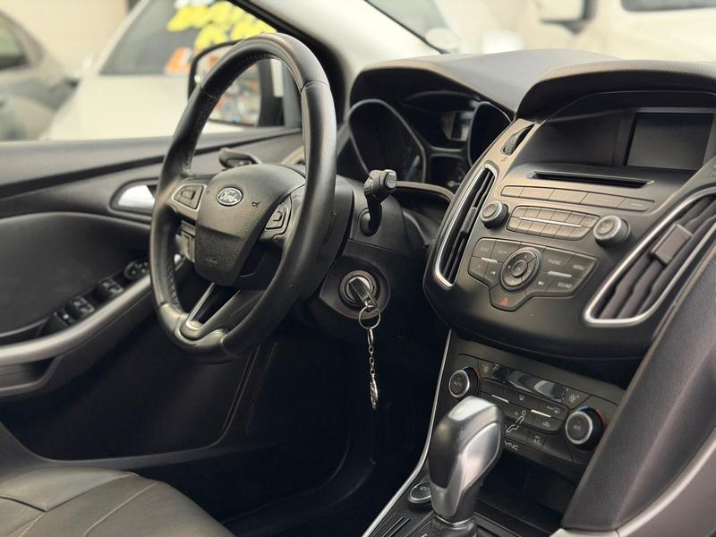 Ford Focus 2.0 Se Plus 16V Flex 4P Powershift - foto 13