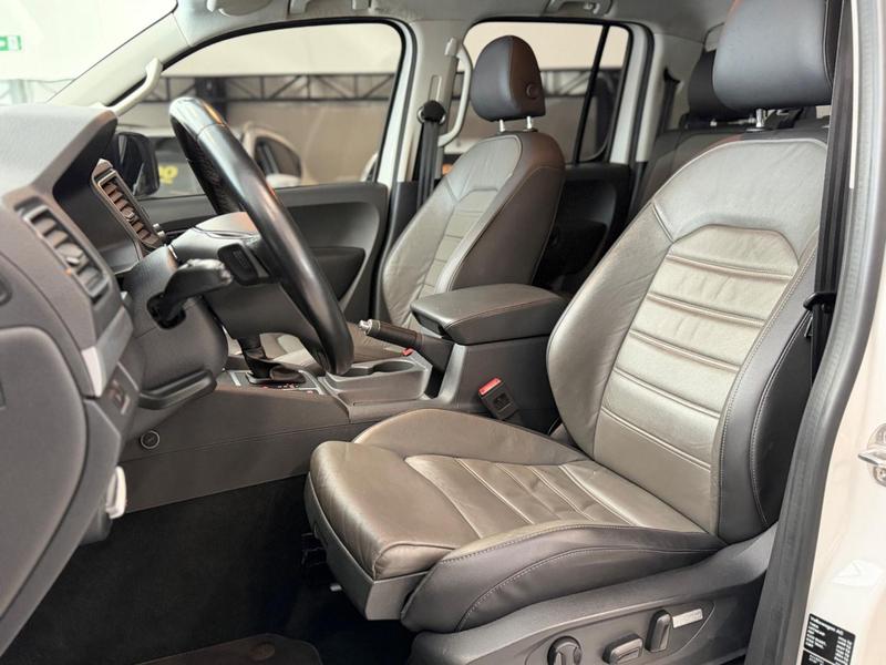 Volkswagen Amarok V6 Highline - foto 12